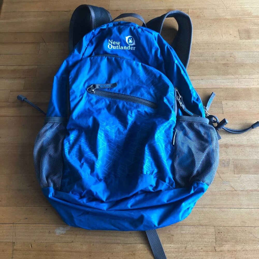 New Outlander Super Lightweight Backpack Blue Out… - image 1